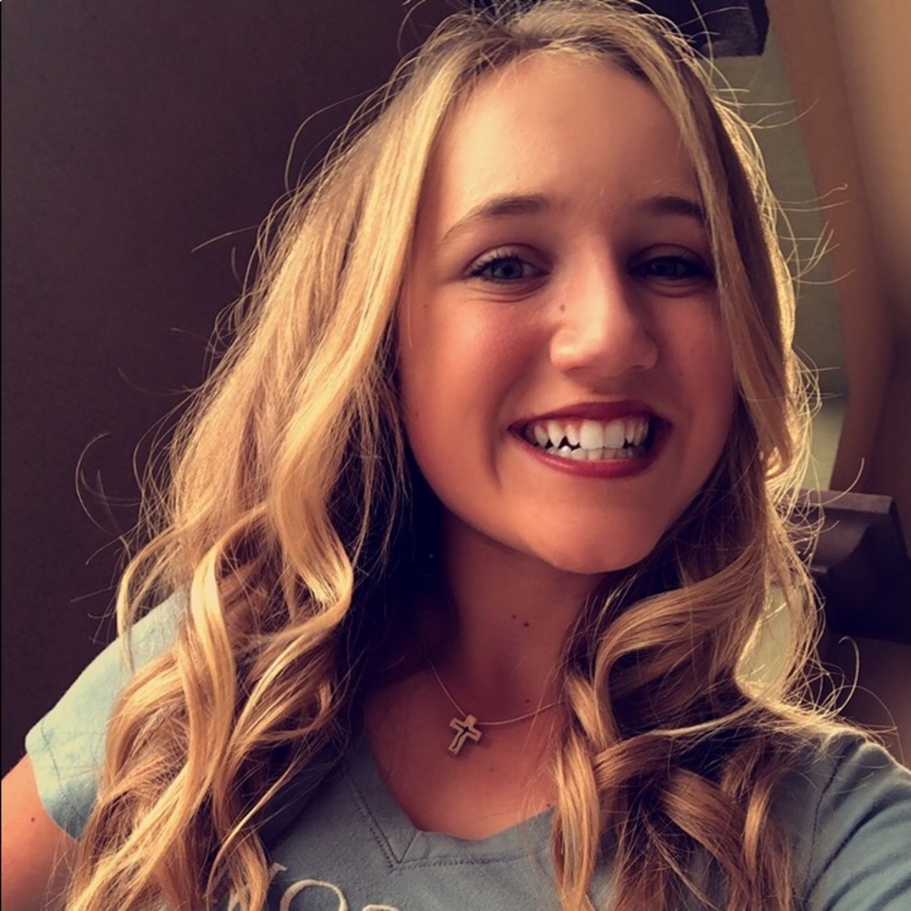 Meet your Posher, Celia